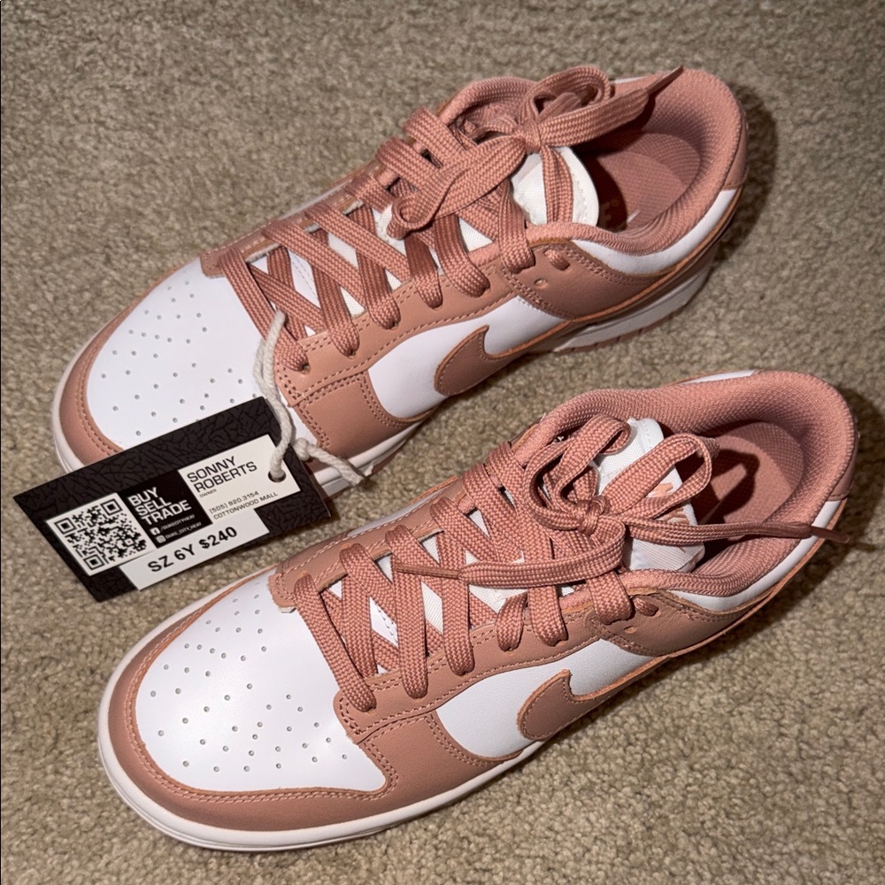 Rose Whisper Nike Dunk Low